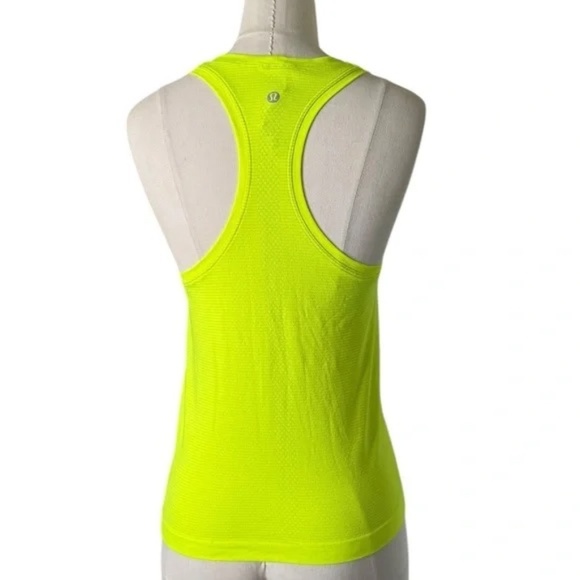 Lululemon Swiftly Tech Racerback 2.0 *Race Length Highlight Yellow sz 6 - Picture 5 of 11